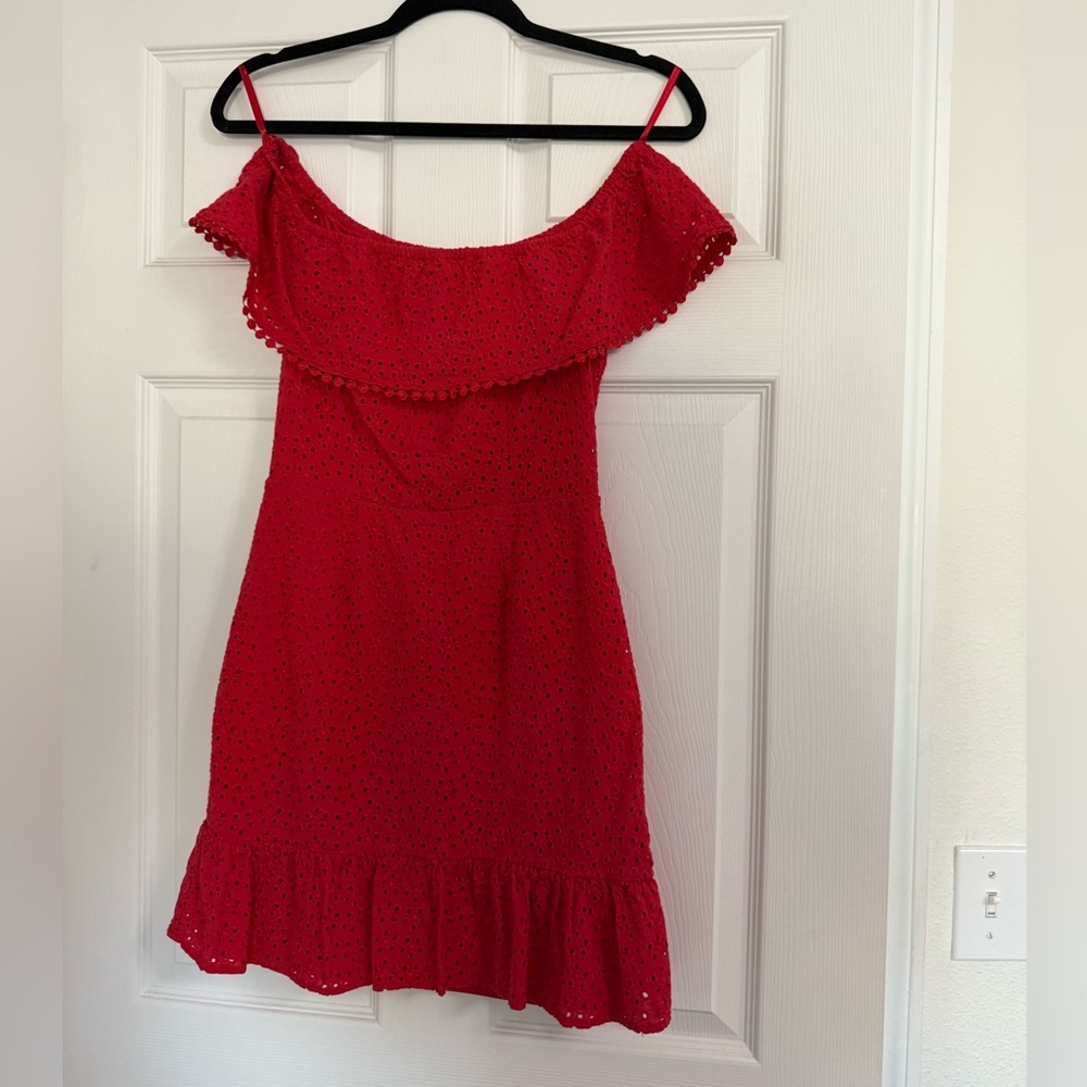 Short Red Dress. Off Shoulder